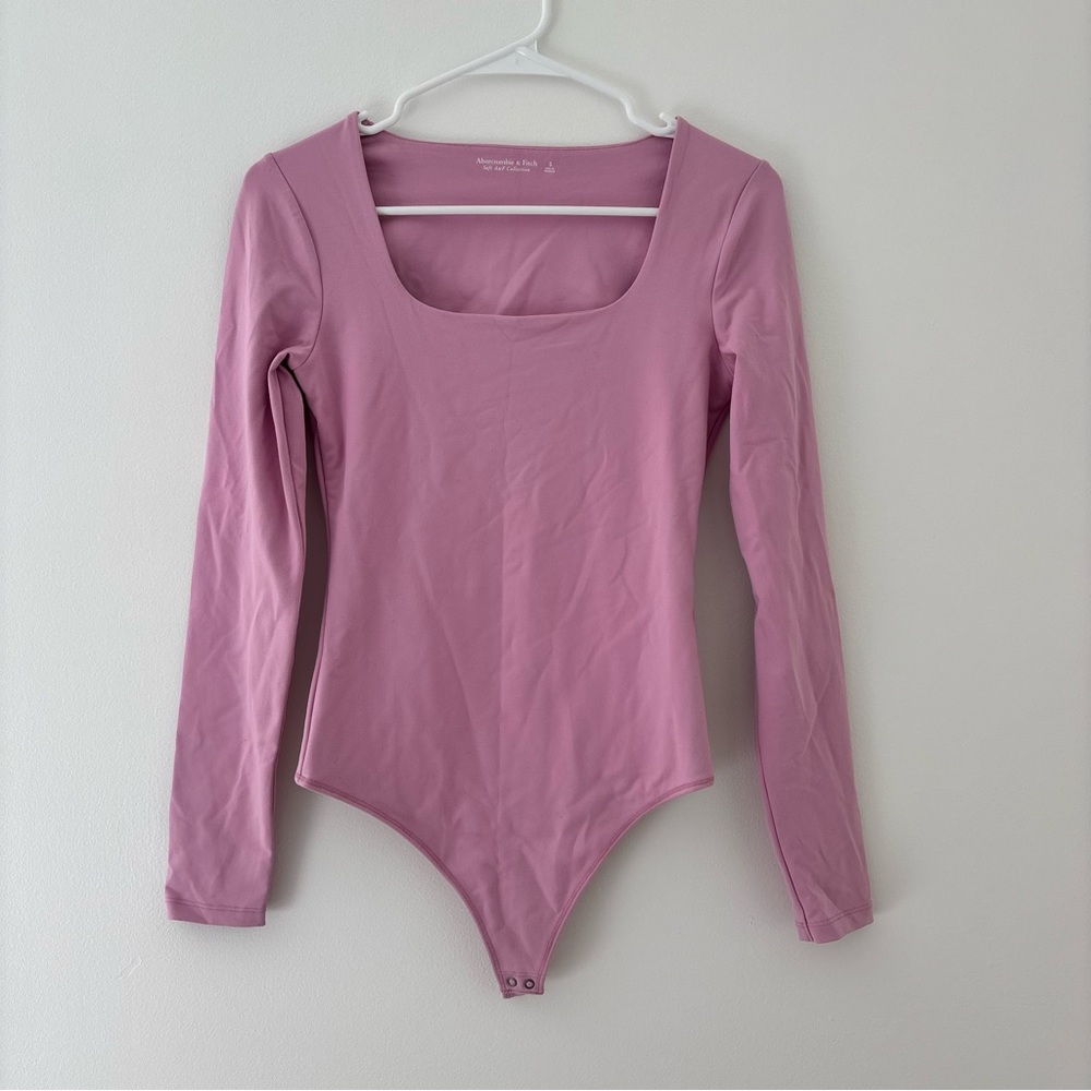 Pink Abercrombie Long-Sleeve Seamless Fabric Soft Squareneck Bodysuit